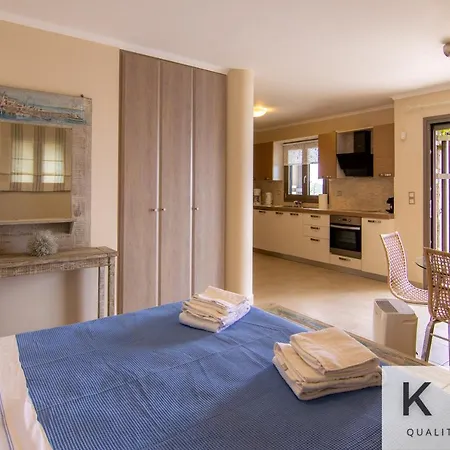 Villa Elli's Complex In Petani Beach! Majestic Wide Angle Sea Views Along Petani Beach! Vovikes
